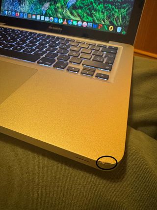 MACBOOK PRO