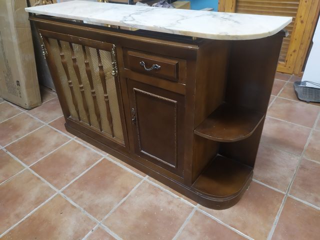 Mueble de recibidor cubre radiador