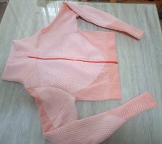 Sudadera cortita gym:3€