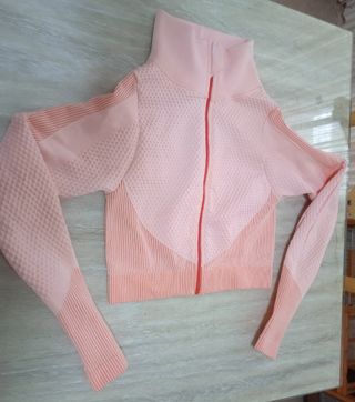 Sudadera cortita gym:3€