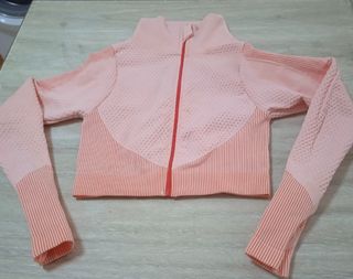 Sudadera cortita gym:3€