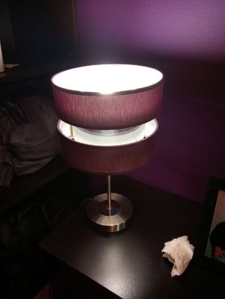 Candeeiro de mesa novo