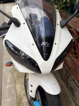 Yamaha R1 2000