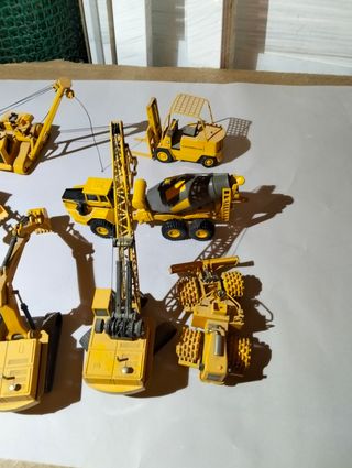 Se maquetas de maquinaria