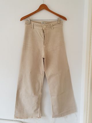 Pantalón Zara