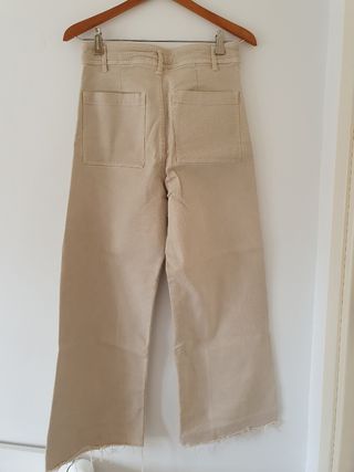 Pantalón Zara