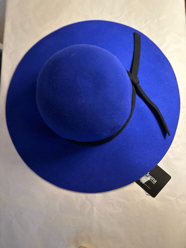 Chapéu novo PrimaDonna azul real