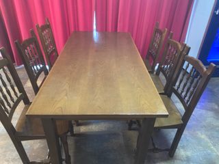 GRAN CONJUNTO MESA Y 6 SILLAS DE MADERA MACIZA