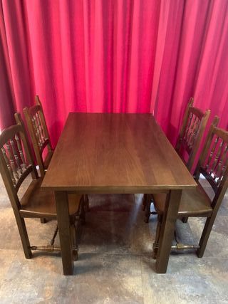 GRAN CONJUNTO MESA Y 6 SILLAS DE MADERA MACIZA