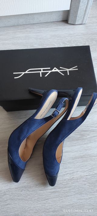 Zapatos destalonados T: 40 seminuevo