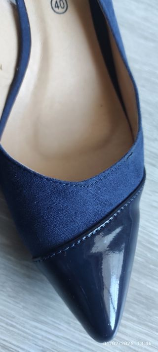 Zapatos destalonados T: 40 seminuevo