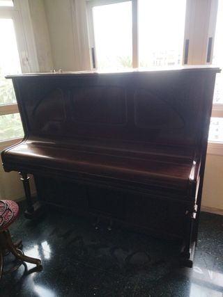 Piano de pared
