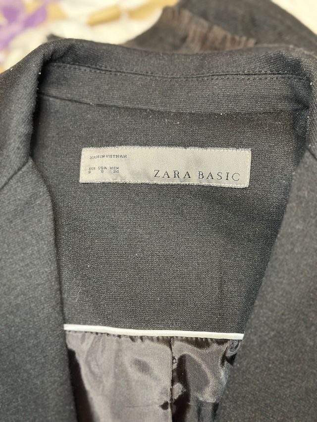 Blazer Negra y Blanca Zara