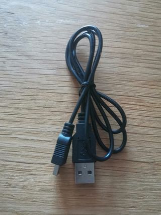 2 CABLES  USB 2.0 a Mini B. 