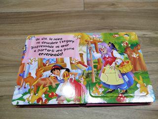 Puzzle cuento de Blancanieves y Ositos