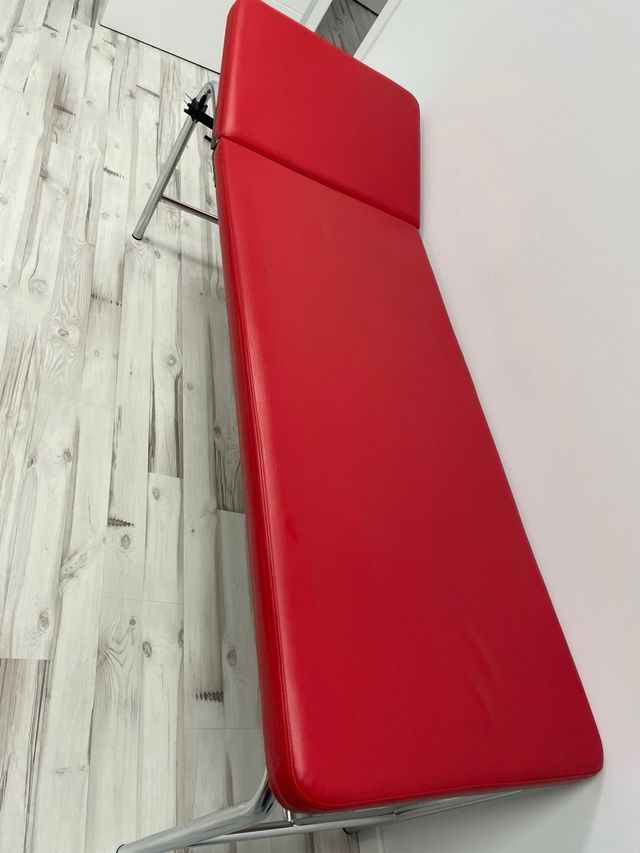 Camilla fija dos cuerpos