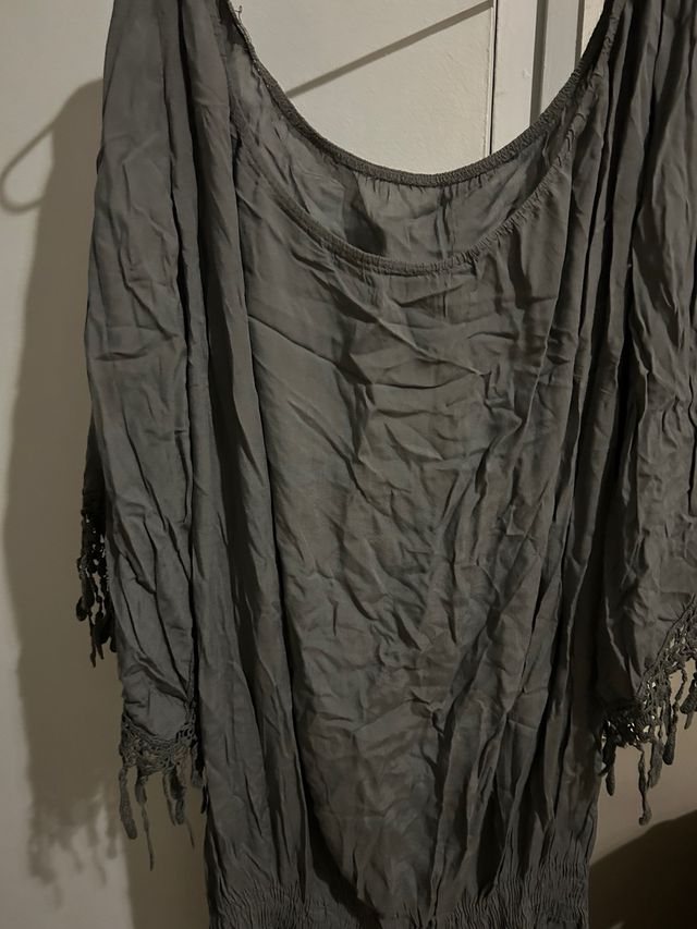 Vestido playero gris