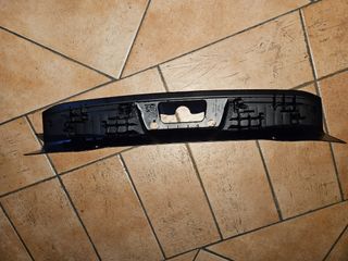 Battivaligia baule ford fiesta del 2009