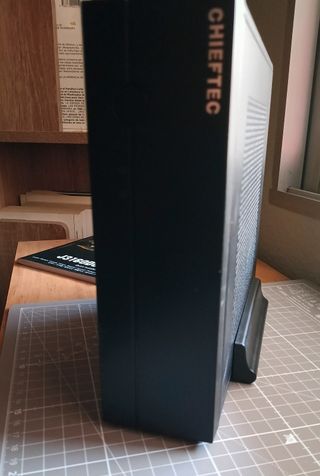 PC Mini-ITX Intel 8 MG RAM - SSD 240 MG