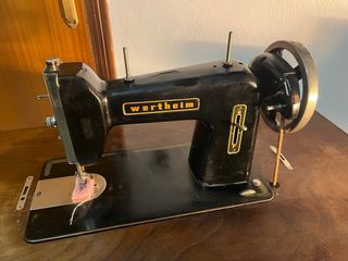 Máquina de coser Wertheim