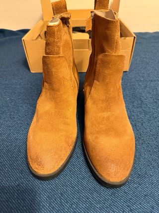 Botines de piel color camel