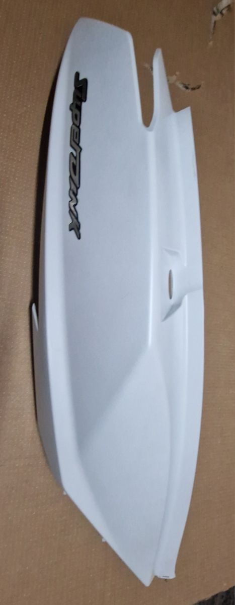 Tapa Lateral Kymco Superdink 125 - 350