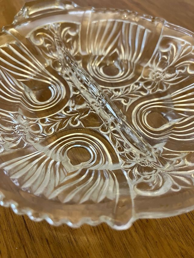 Set vassoio + piatto in vetro intagliato a 5 e 2 posti