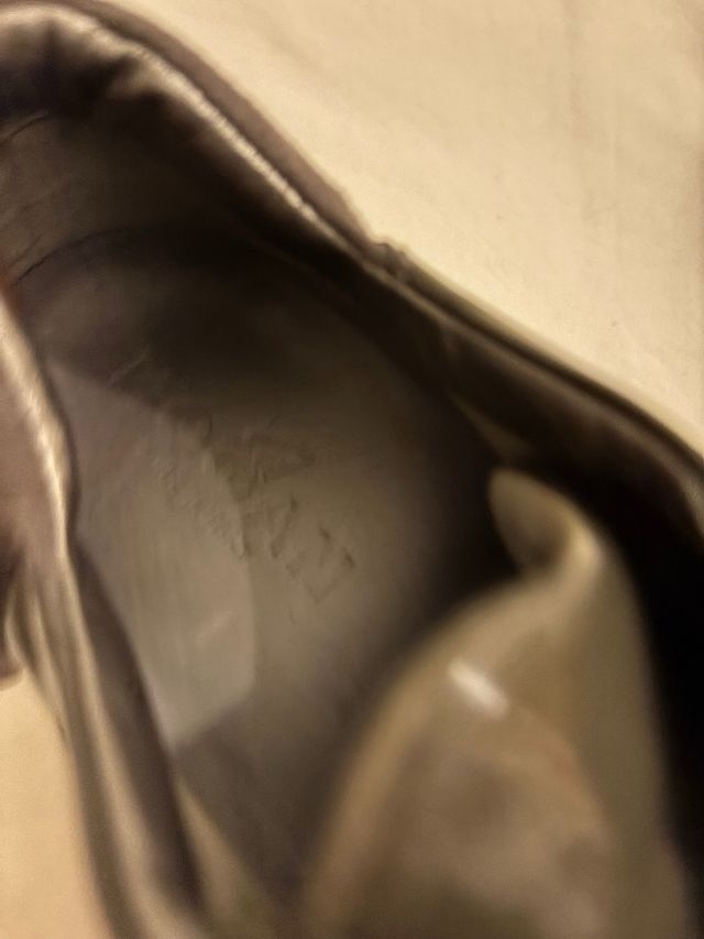 Hogan zapatillas talla 36’5 casi a estrenar !!