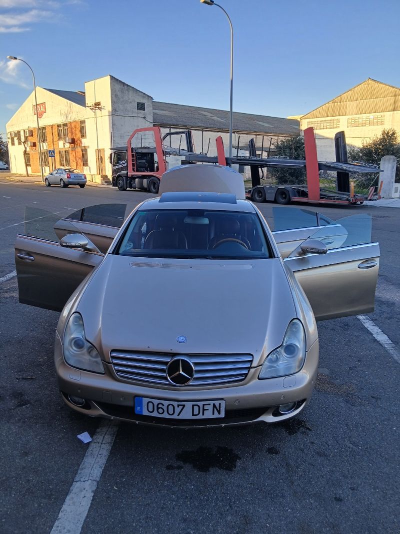 Mercedes-Benz Clase CLS 2005 - foto 1