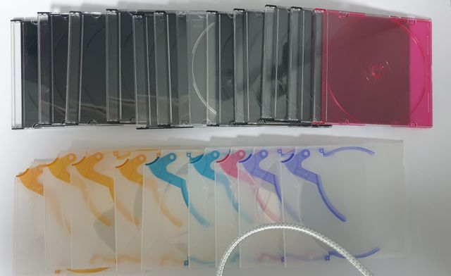 Estuches y fundas para CDS o DVDS