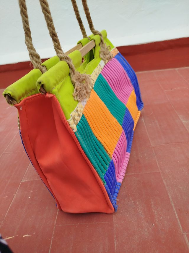 Bolsos para playa. Hechos a mano.