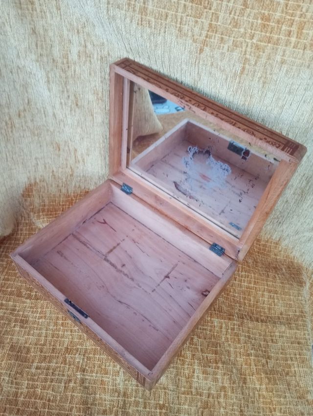 Caja Madera Antigua