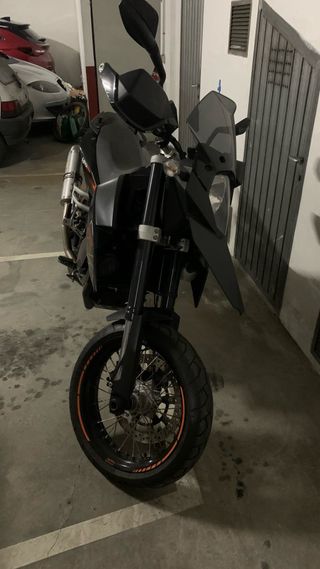 KTM SM 690R