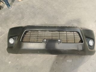 parachoques Toyota Hilux revo