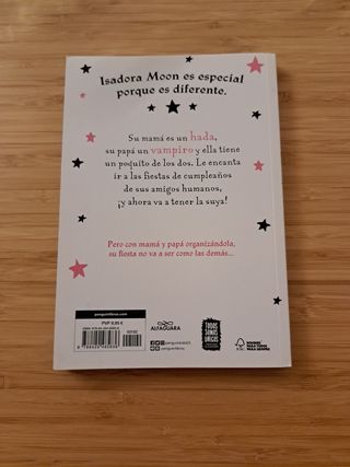 Isadora Moon celebra su cumpleaños / Isadora Moon Has a Birthday (Spanish Edition)