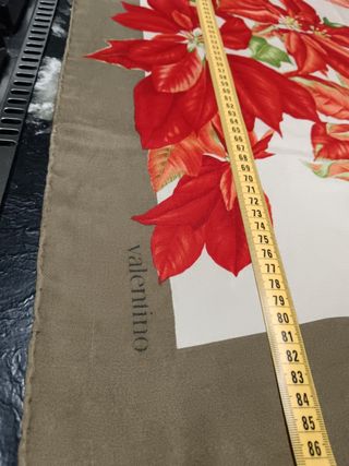 Pañuelo seda Valentino