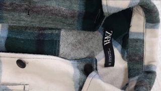 Sobre camisa de cuadros Zara