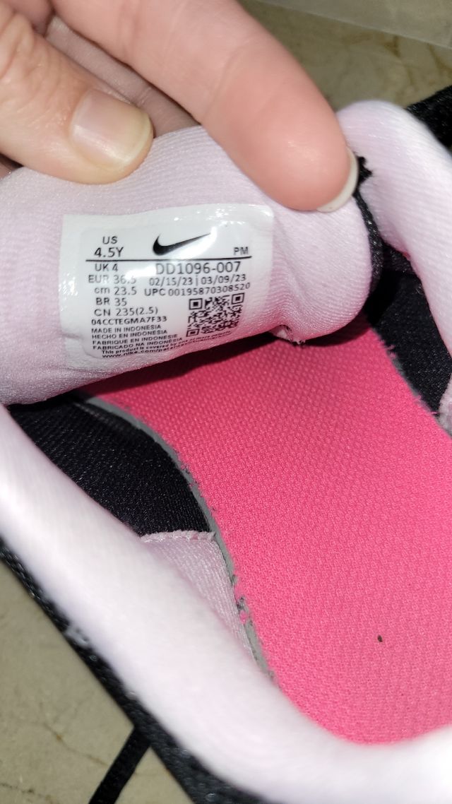 ZAPATILLAS NIKE 36.5