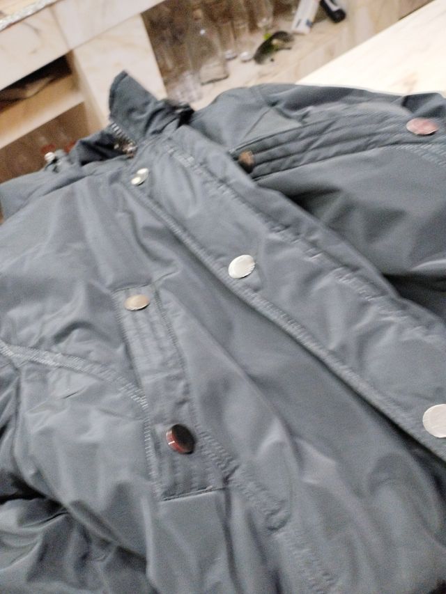 Abrigo nuevo acolchado de hombre