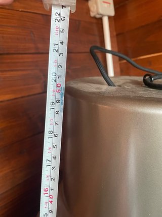 Lampara colgante grande Hektar de IKEA.