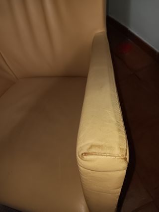 Butaca Montis Windy cuero marrón