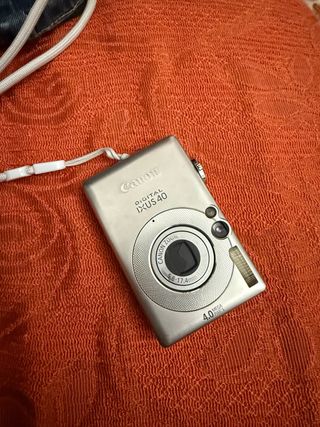 canon ixus 40