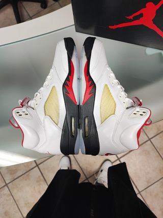 Air Jordan 5 OG Fire Red 2020