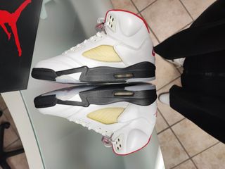 Air Jordan 5 OG Fire Red 2020
