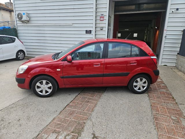 KIA Rio 2006