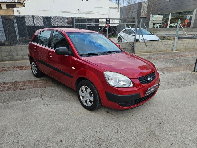 KIA Rio 2006