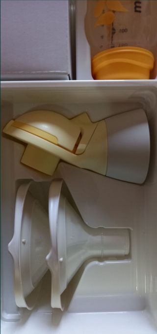 Medela Swingflex bomba leite + biberões