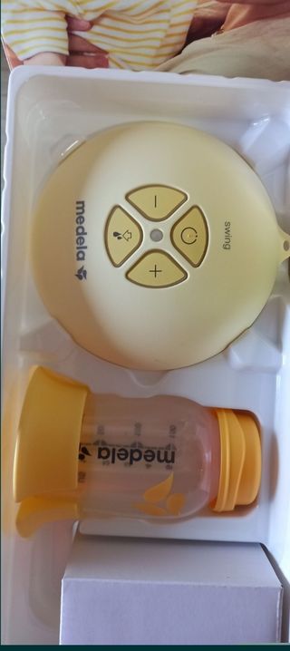 Medela Swingflex bomba leite + biberões