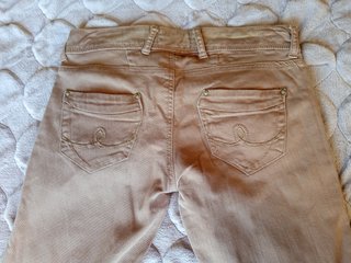Pantalón vaquero Camel cintura baja Pull Bear