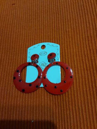 3 pares de pendientes de flamenca